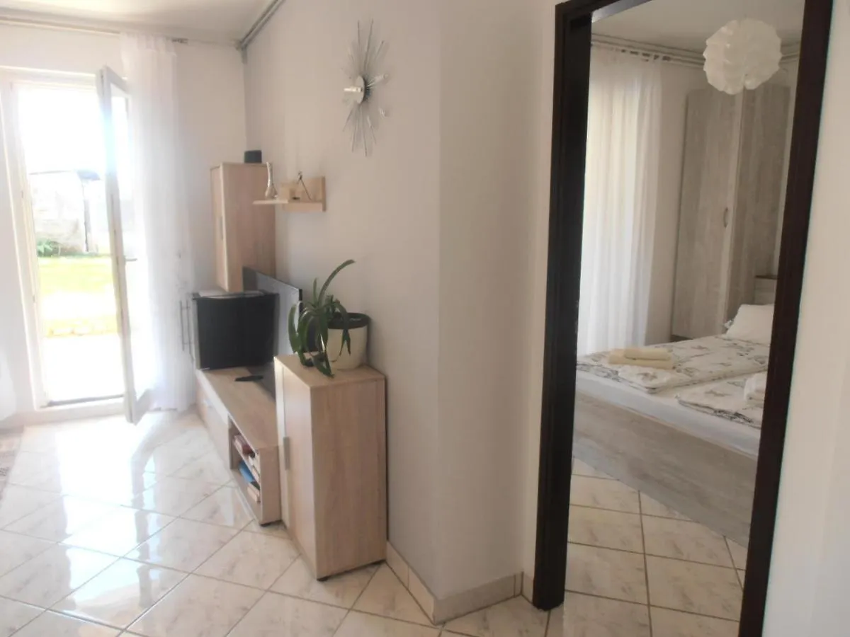 Apartment Steblaj Pula
