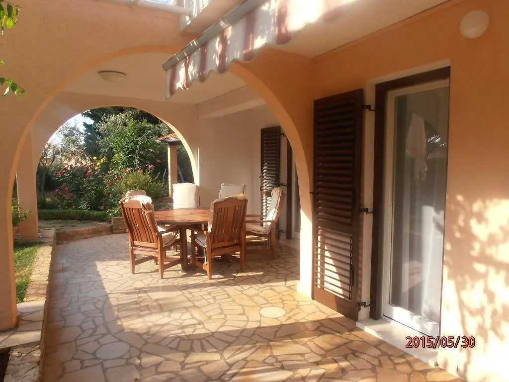 Apartment Steblaj Pula