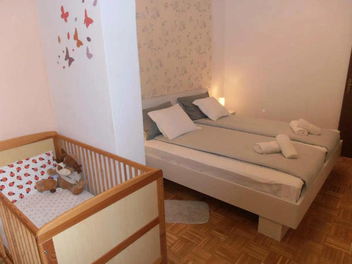 Apartment Steblaj Pula